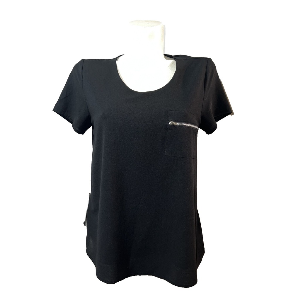 Paper Crane Womens Size M Black Scoop Neck Short Sleeve Top Side Zippers Medium